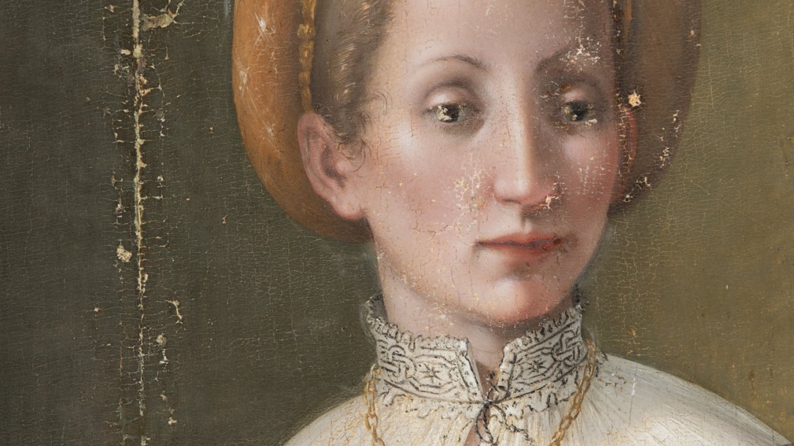 Detalle de intervención de restauración aplicada a la pieza obra de Pier Francesco Foschi “Retrato de una dama”