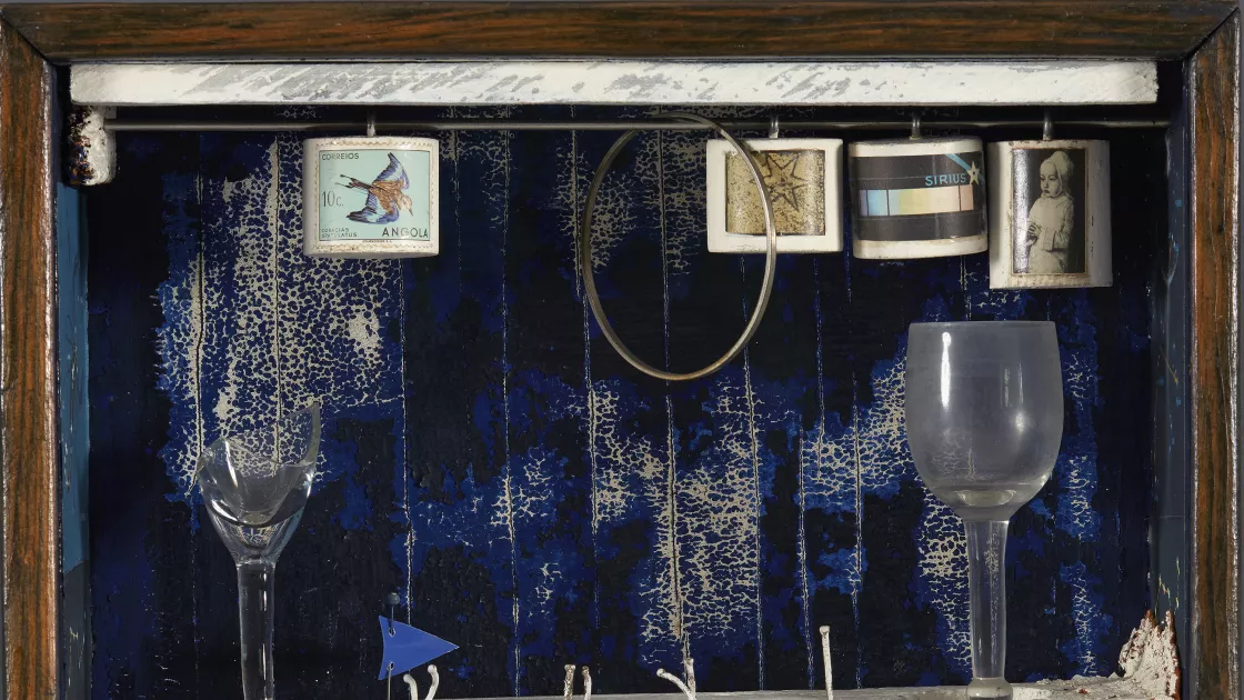 Burbuja de jabón azul. Joseph Cornell Burbuja de jabón azul. Joseph Cornell