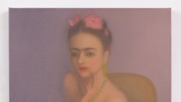 Chechu Álava Frida fumando en rosa, 2019