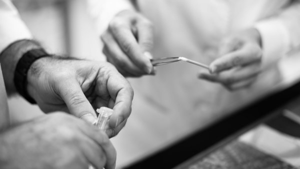 Proceso de toma de muestra de limpieza para análisis Proceso de toma de muestra de limpieza para análisis