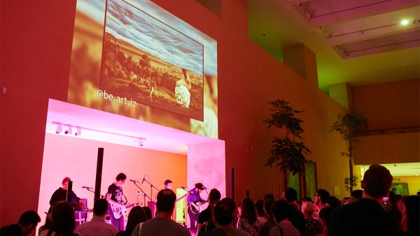 Concierto en el hall del museo durante el evento nocturno #VersionaThyssen Concierto en el hall del museo durante el evento nocturno #VersionaThyssen