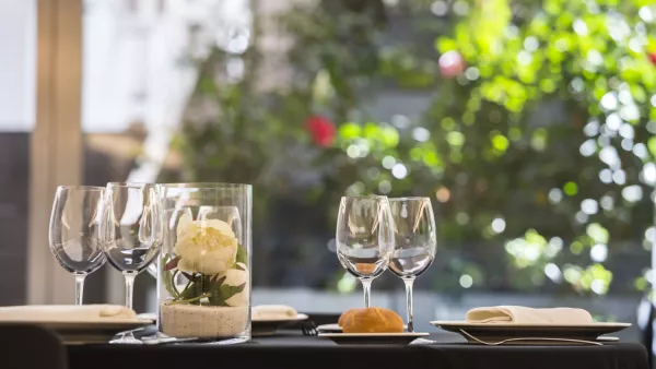 Cafe -Restaurant