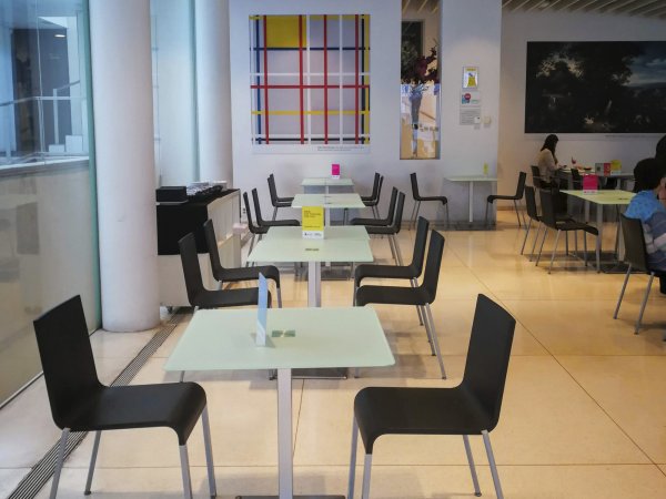 Restaurant / Cafe