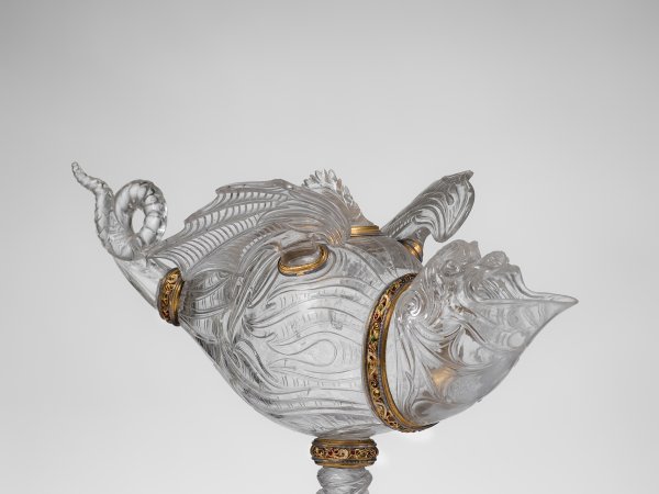 Aguamanil en forma de pez