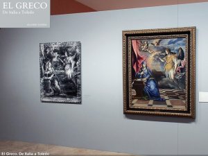 En el centro la obra "la Anunciación" de el greco y a los lados dos versiones en blanco y negro de la misma