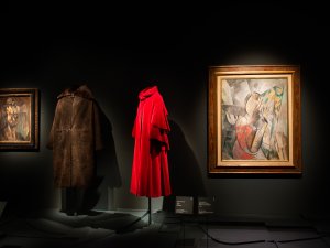 Sala de la exposición Picasso/Chanel