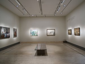Salas de la exposición temporal El realismo íntimo de Isabel Quintanilla