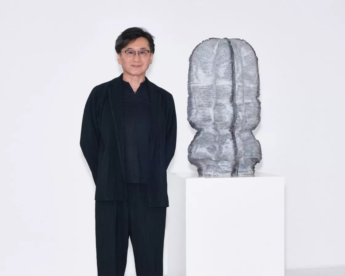 Kunimasa Aoki, winner of the Loewe Foundation Craft Prize 2025 for his work ‘Realm of Living Things 19’ (2024) Kunimasa Aoki, winner of the Loewe Foundation Craft Prize 2025 for his work ‘Realm of Living Things 19’ (2024)