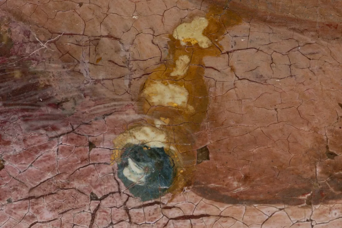Detail of the gold applications in Foschi's work “Portrait of a Lady”