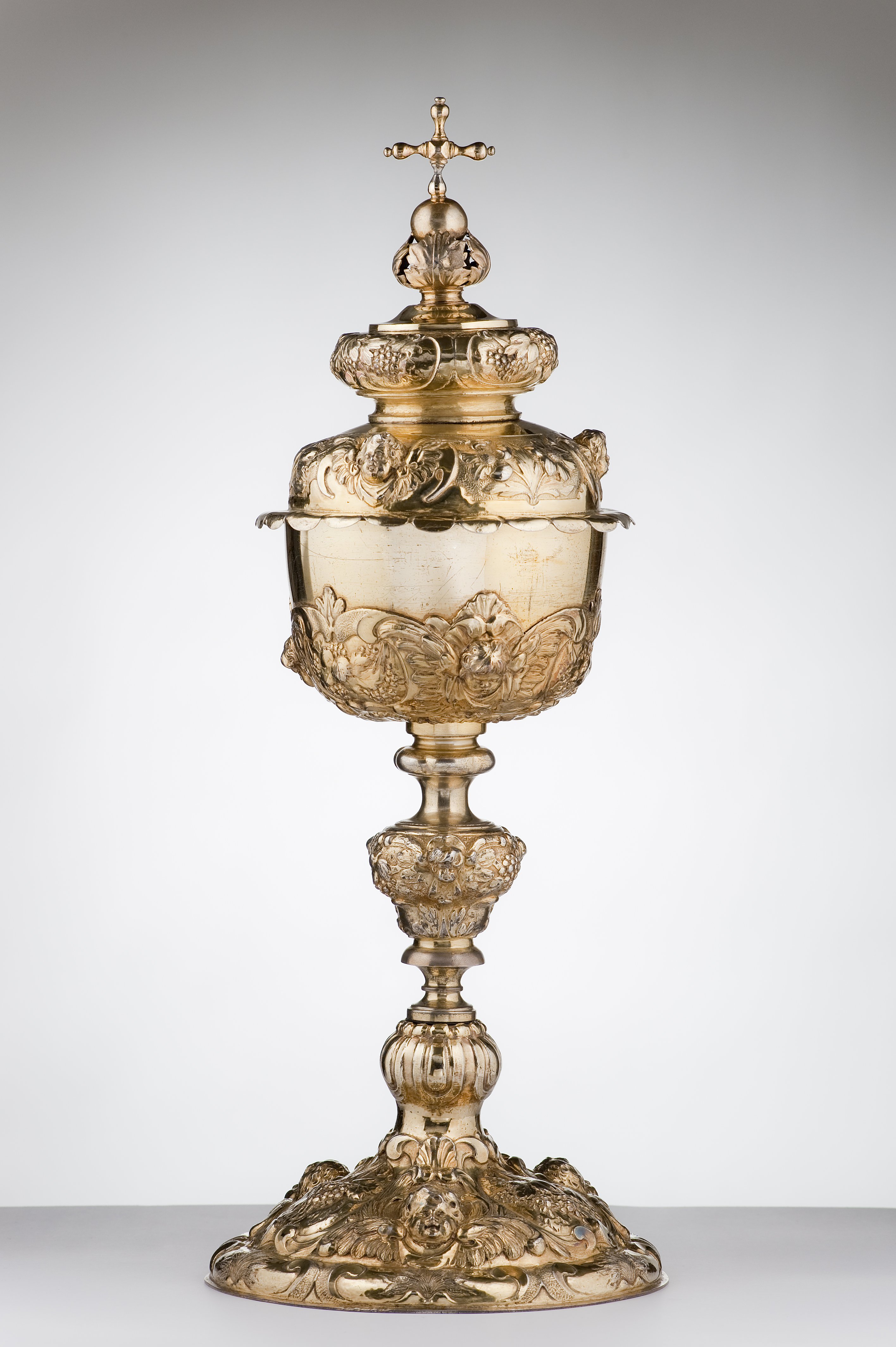 Ciborium. Tymen van Leeuven Ciborium. Tymen van Leeuven