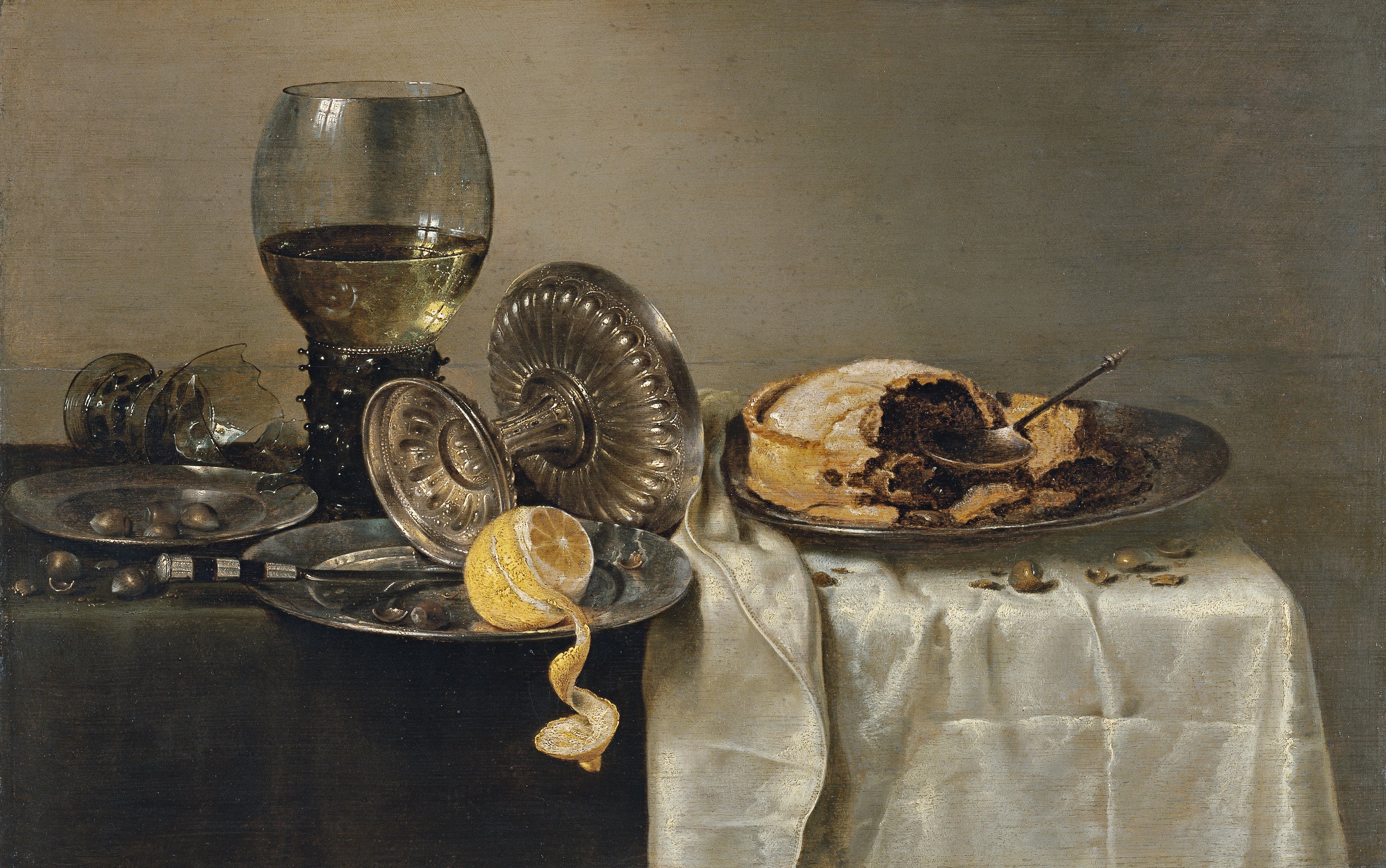 Bodegón con pastel de frutas y diversos objetos. Willem Claesz. Heda
