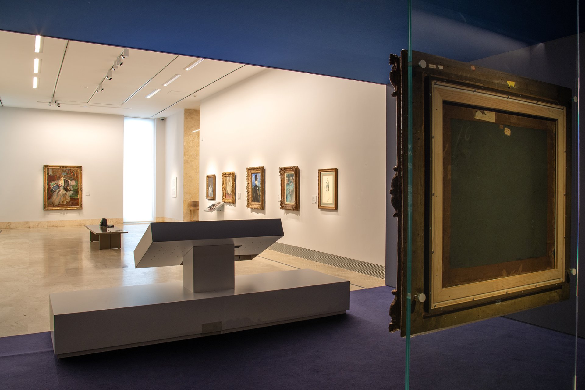 Room 33 contains a special display dedicated to the results of the technical study of Degas's work “At the Milliner's
