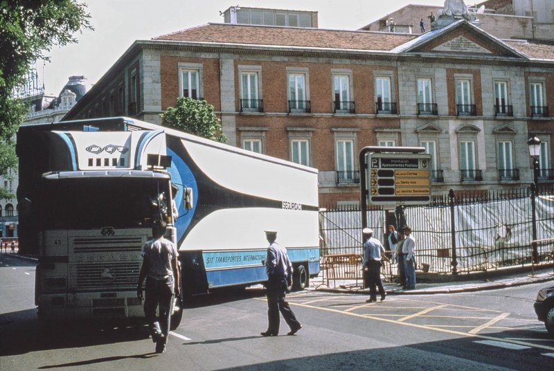 Llegada al museo de las obras de la colección procedentes de Villa Favorita, Lugano