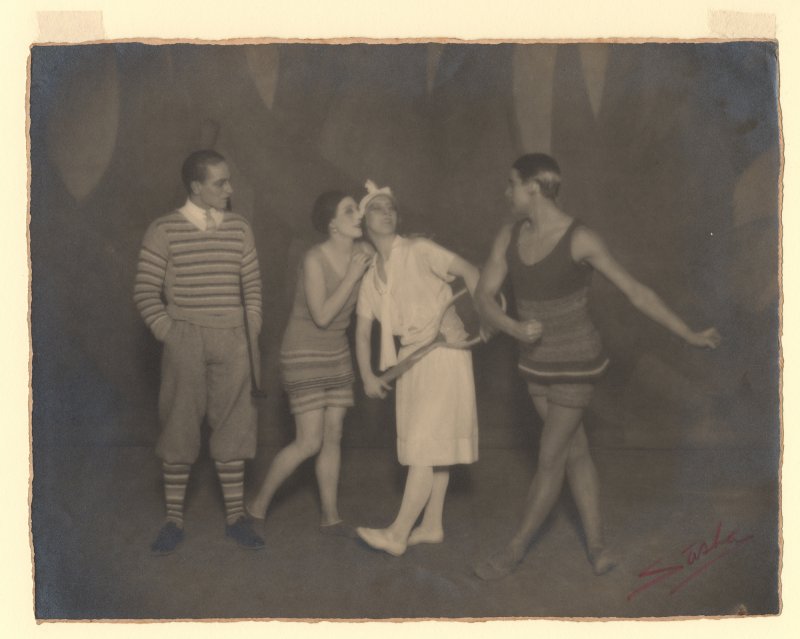 El tren azul: Léon Woizikovsky, Lydia Sokolova, Bronislava Nijinska y Anton Dolin