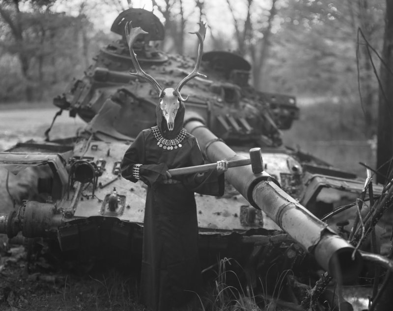 Andrii Kotliarchuk. El Samhain polesio y el tanque de MoscúDel proyecto Identificación del Espacio 