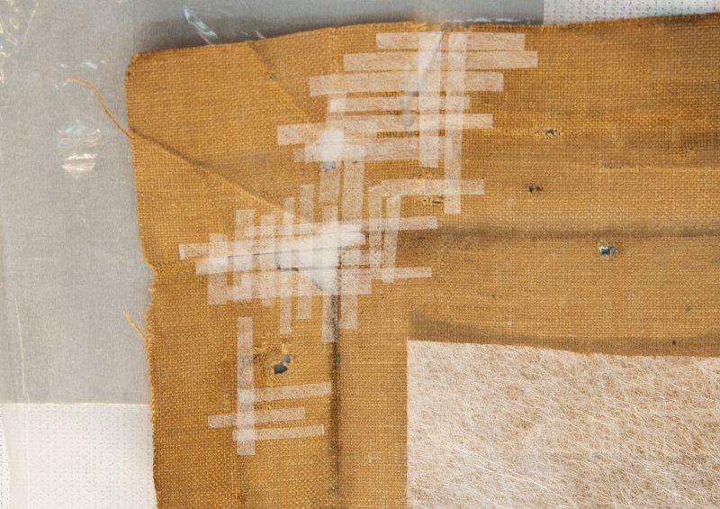Detail of the restoration process of the support of André Derain's artwork “Waterloo Bridge”
