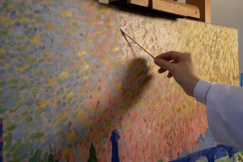 Procedures for stabilization and cleaning of André Derain's artwork “Waterloo Bridge”