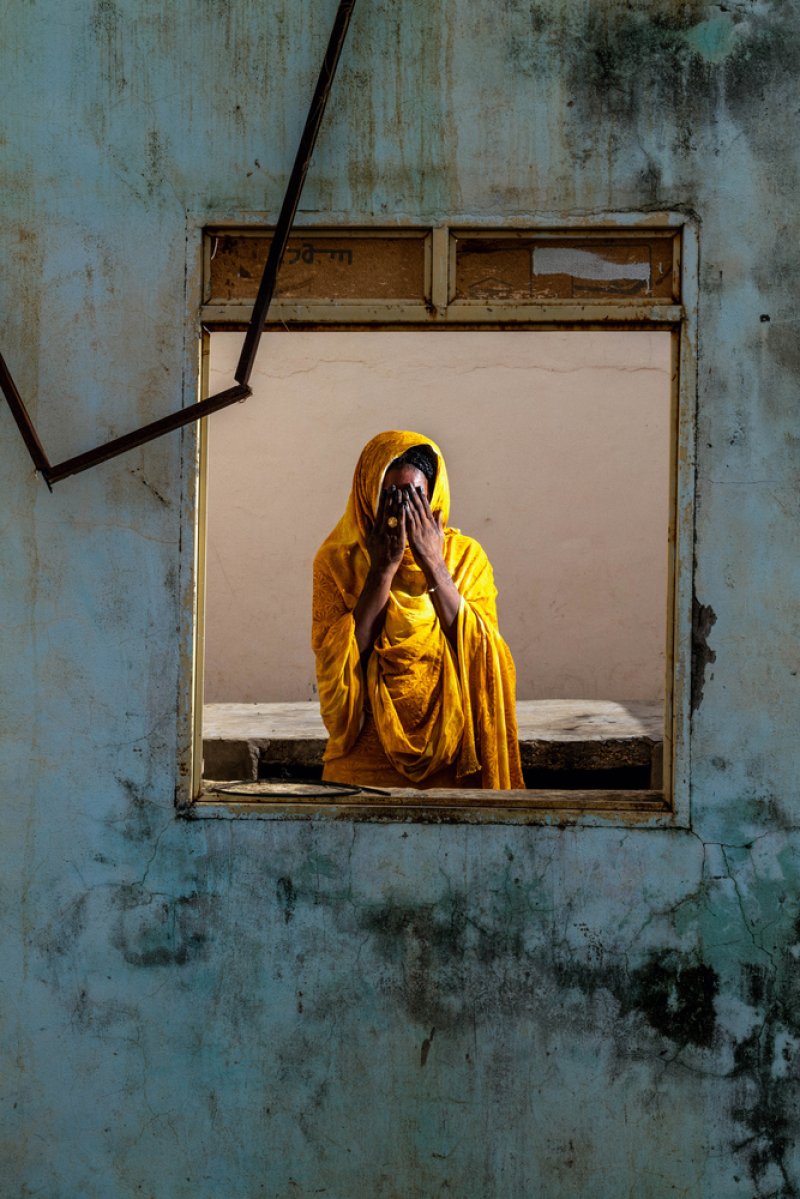 Khadija huyó de la capital de Sudán, Jartum, y ahora vive en un campamento para personas desplazadas en El Geneina, en Darfur Oeste. Khadija huyó de la capital de Sudán, Jartum, y ahora vive en un campamento para personas desplazadas en El Geneina, en Darfur Oeste.