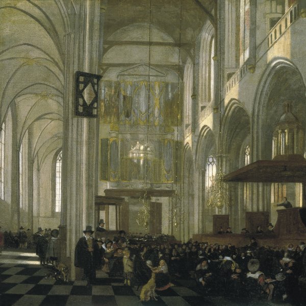 Interior de la Nieuwe Kerk en Amsterdam, durante el oficio