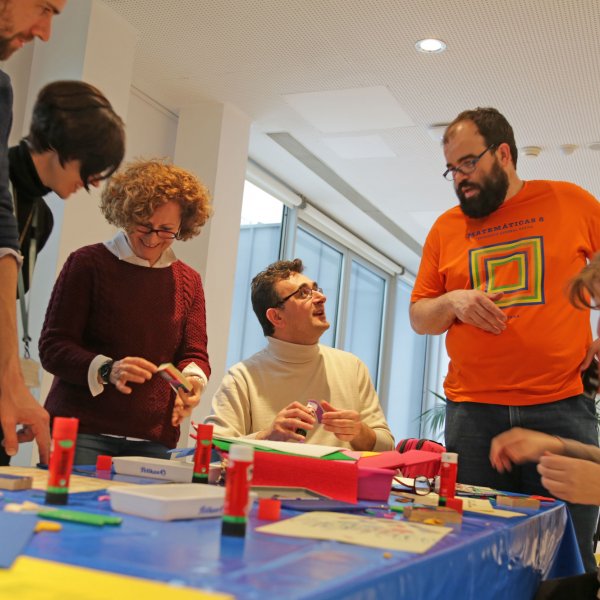 Al salir de clase: Arte y ciencia