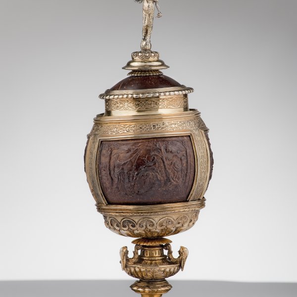 Coconut Cup with three Biblical Scenes
