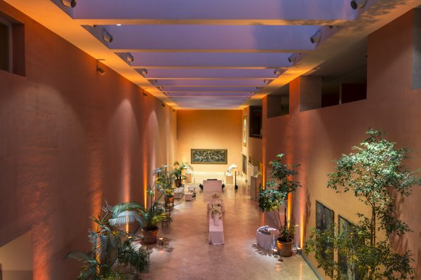 Hall central Hall central