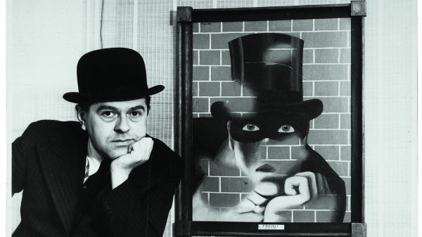 René Magritte y El bárbaro, London Gallery, 1938
