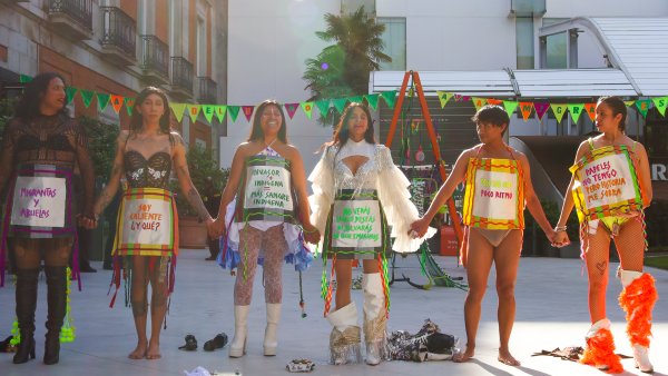 Primi-tiva: como planta a la tierra, 13 de mayo de 2026