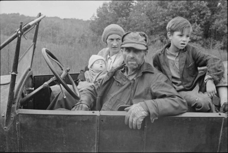 Ben Shahn
Familia, 1935
Library of Congress, Prints & Photographs Division, Farm Security Administration / Office of War Information. Washington, D.C.