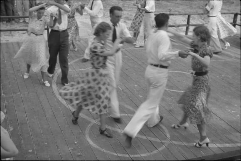 Ben Shahn
Baile popular, 1937
Library of Congress, Prints & Photographs Division, Farm Security Administration / Office of War Information. Washington, D. C.